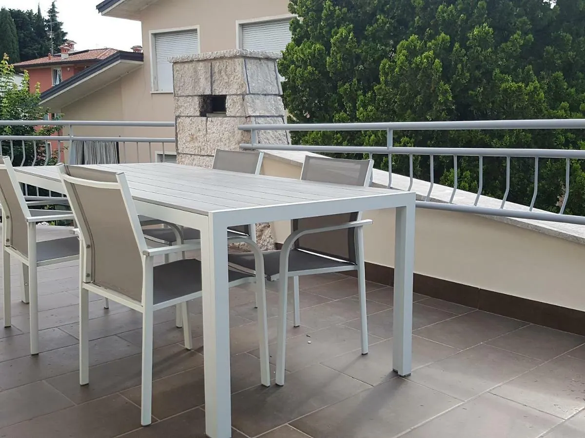 Apartamento Casa Savoia Desenzano del Garda